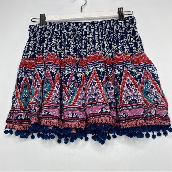 Patrons of Peace Pull on skirt mini dinglebell hem - Picture 4 of 9